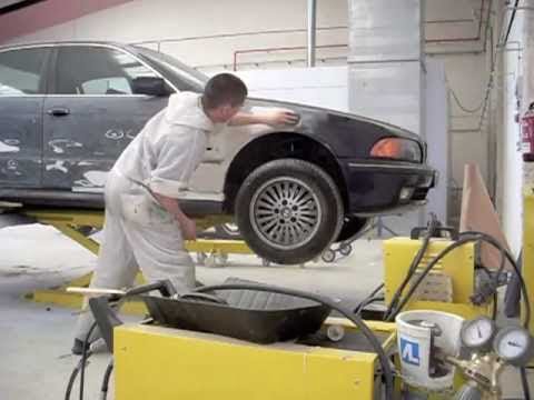 Guía completa para arreglar desperfectos de pintura en coches